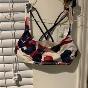 Lululemon bra